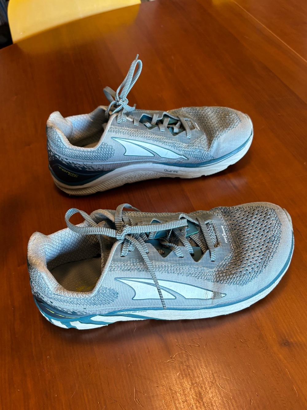 Altra Running Shoes, Size W10